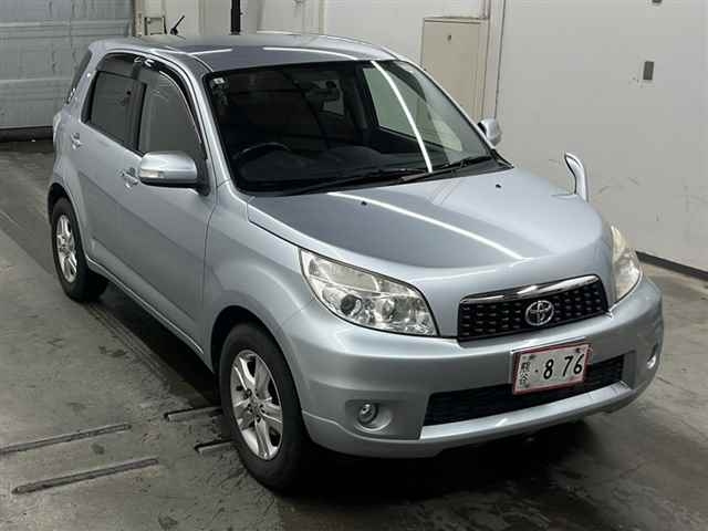 TOYOTA RUSH 2011