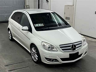 MERCEDES BENZ B CLASS 2010