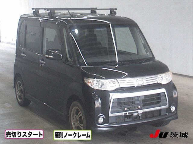 DAIHATSU TANTO 2013