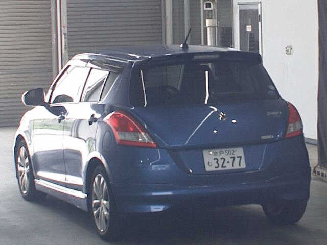SUZUKI SWIFT 2015