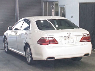 TOYOTA CROWN 2012