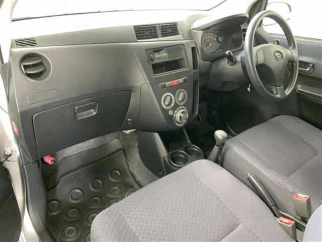 DAIHATSU MIRA 2012