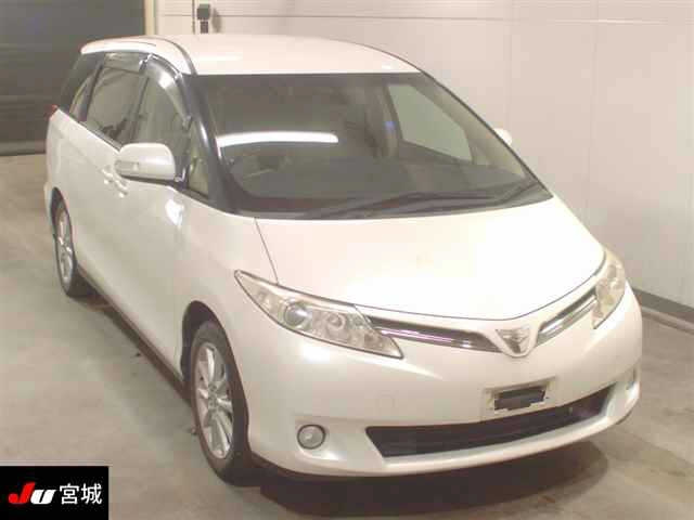 TOYOTA ESTIMA 2012