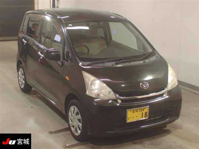 DAIHATSU MOVE 2011