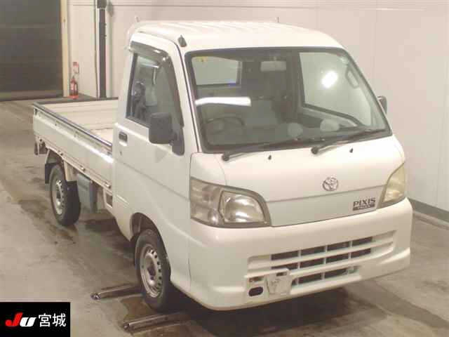 TOYOTA PIXIS TRUCK 2013