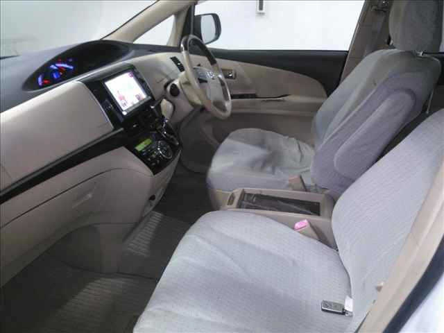TOYOTA ESTIMA 2012