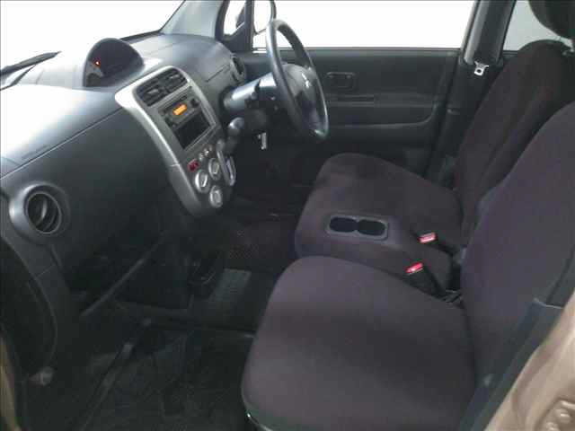 MITSUBISHI TOPPO 2012