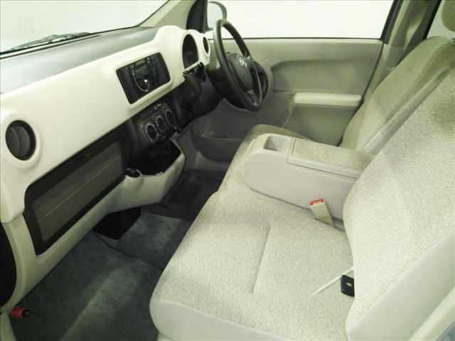 TOYOTA PASSO 2011