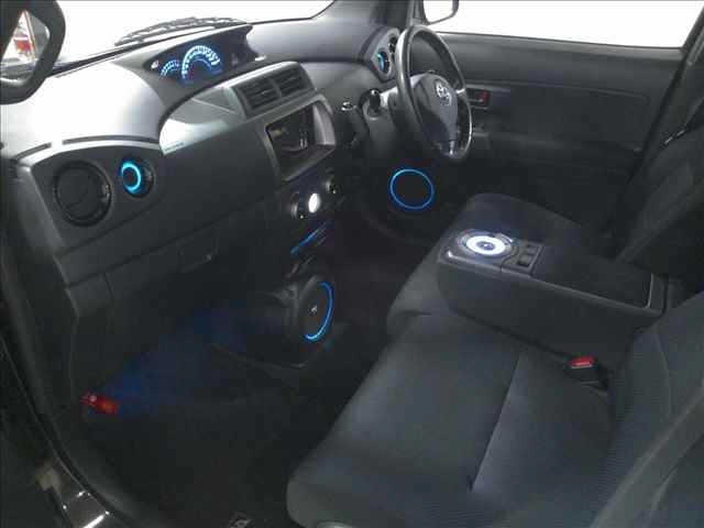TOYOTA BB 2008