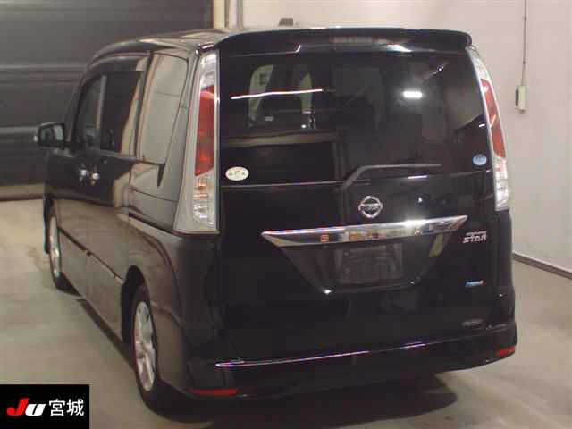 NISSAN SERENA 2012