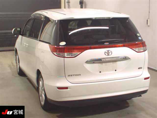 TOYOTA ESTIMA 2012