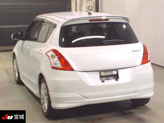 SUZUKI SWIFT 2010