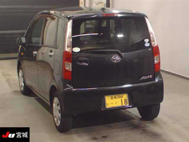 DAIHATSU MOVE 2011