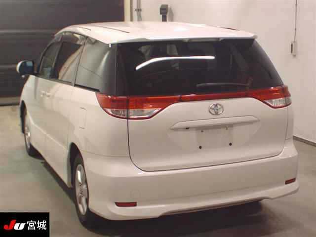 TOYOTA ESTIMA 2009