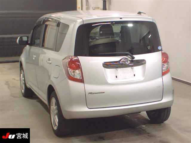 TOYOTA RACTIS 2010