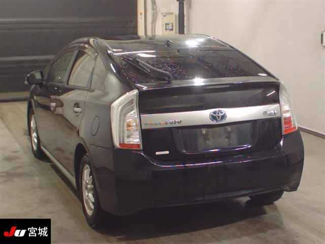 TOYOTA PRIUS PHV 2014