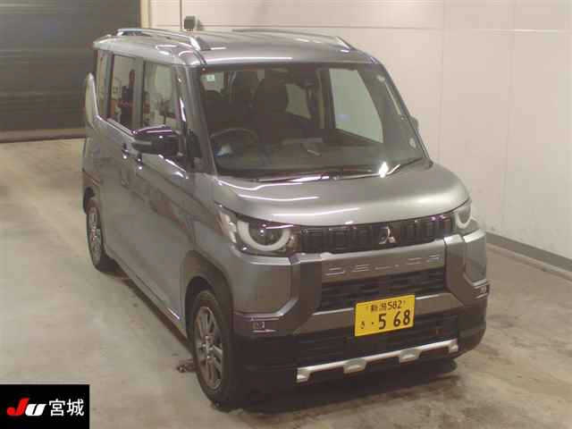 MITSUBISHI DELICA MINI 2024