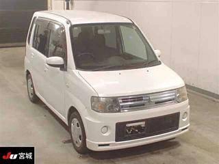 MITSUBISHI TOPPO 2010