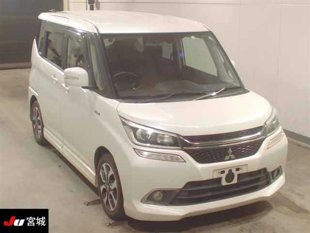 MITSUBISHI DELICA D2 2016