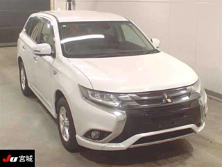 MITSUBISHI OUTLANDER PHEV 2016