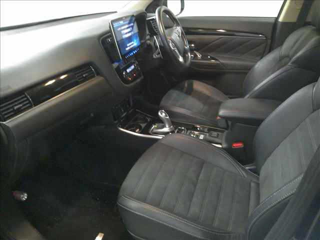 MITSUBISHI OUTLANDER PHEV 2019