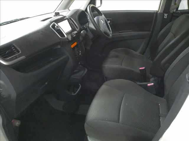 MITSUBISHI DELICA D2 2013