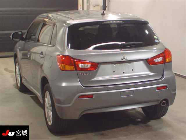 MITSUBISHI RVR 2012