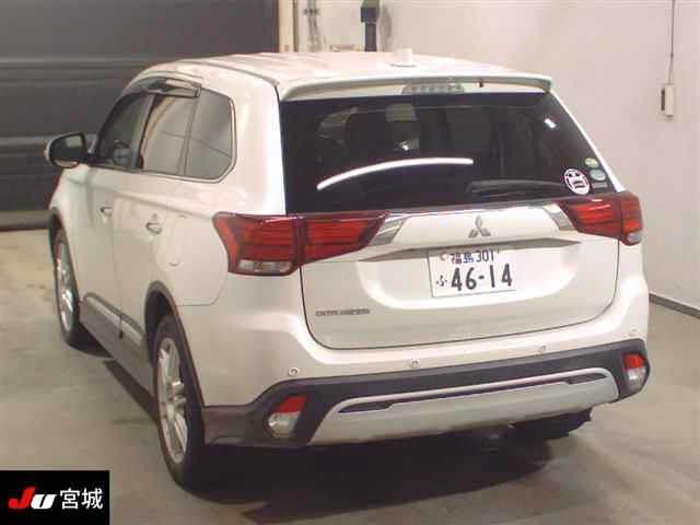 MITSUBISHI OUTLANDER 2020
