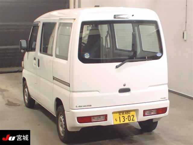 MITSUBISHI MINICAB VAN 2012