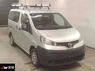 NISSAN NV200 2017
