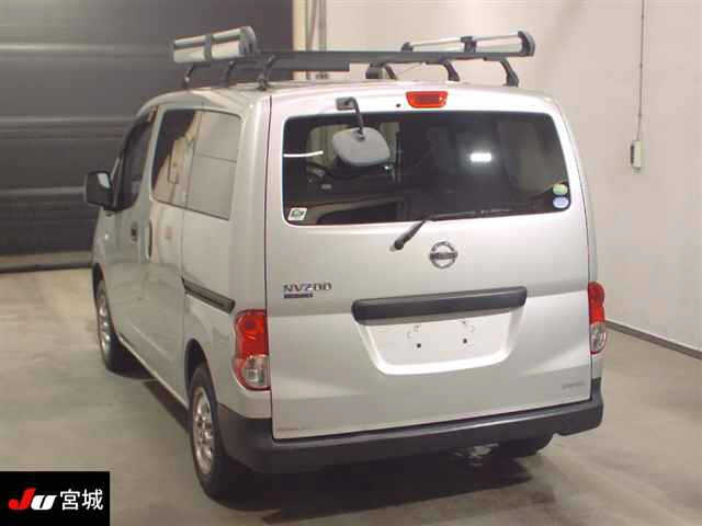 NISSAN NV200 2017