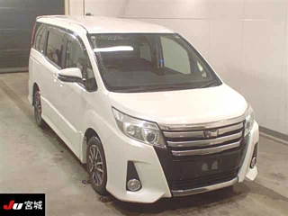 TOYOTA NOAH 2017