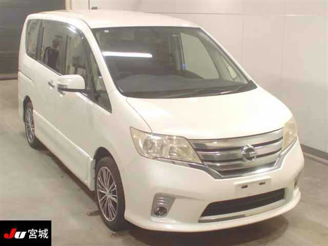 NISSAN SERENA 2012