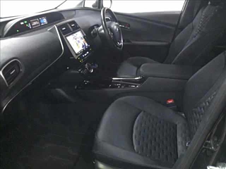 TOYOTA PRIUS PHV 2018