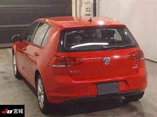 VOLKSWAGEN GOLF 2016
