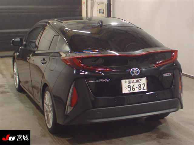 TOYOTA PRIUS PHV 2018