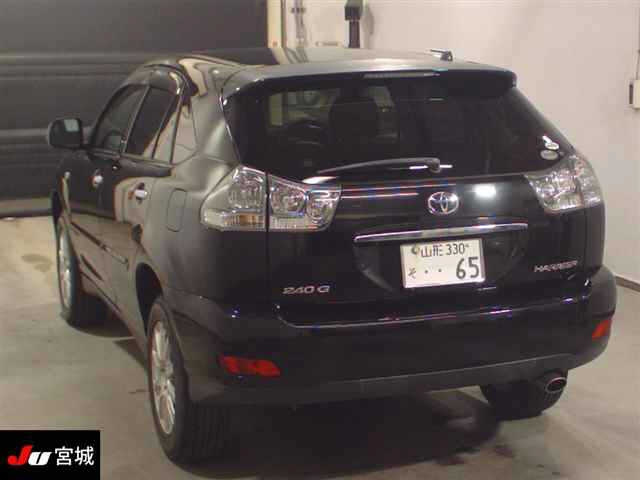 TOYOTA HARRIER 2011