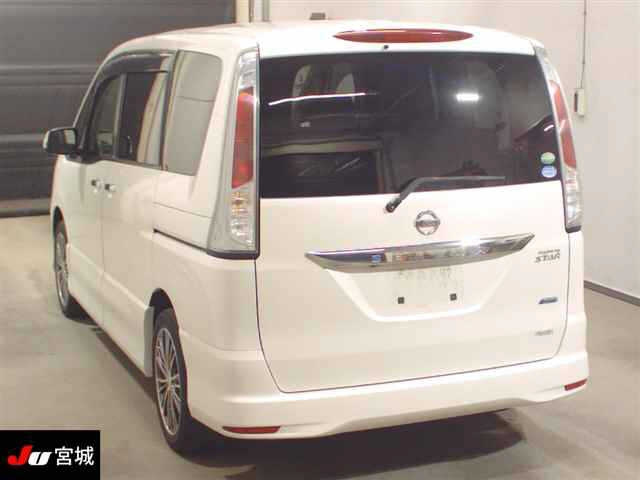 NISSAN SERENA 2012
