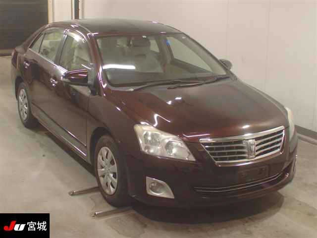 TOYOTA PREMIO 2013