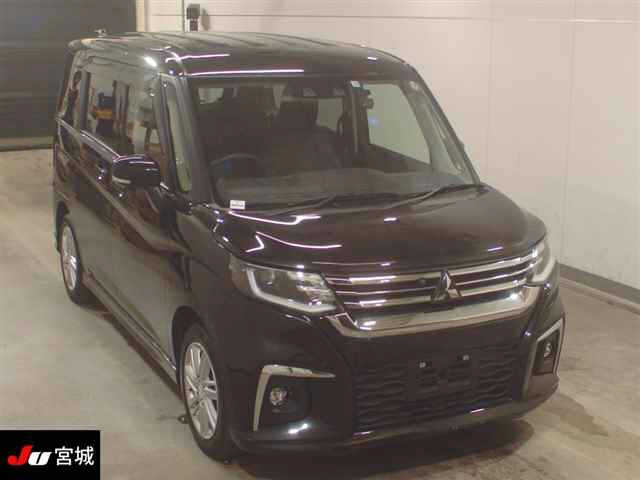 MITSUBISHI DELICA D2 2022