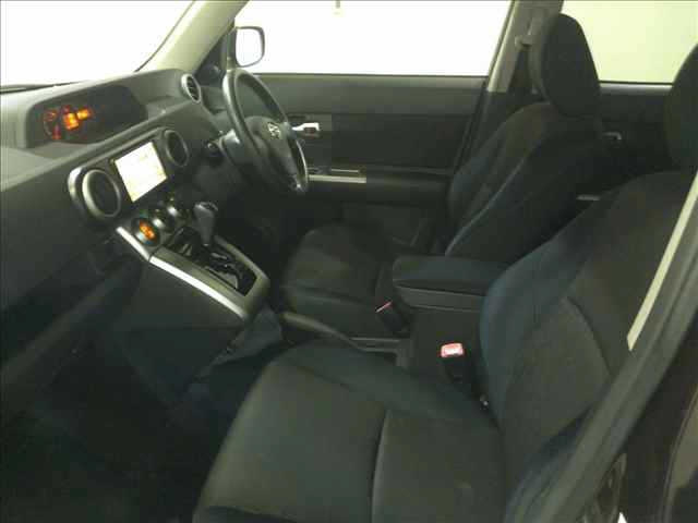 TOYOTA COROLLA RUMION 2010