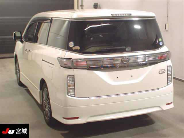 NISSAN ELGRAND 2018