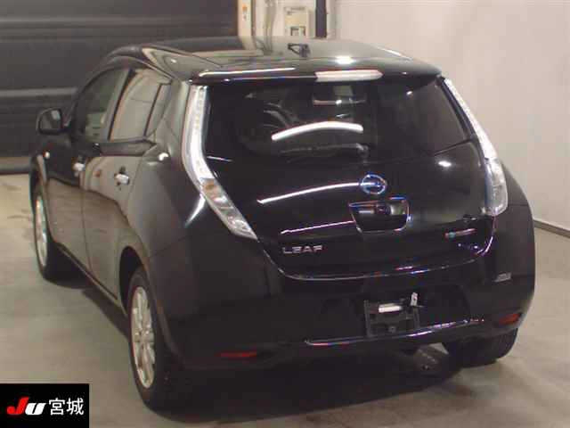 NISSAN LEAF 2012