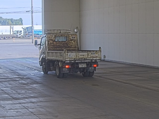 HINO DUTRO 2010
