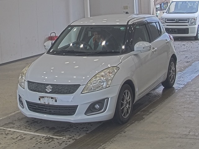 SUZUKI SWIFT 2014