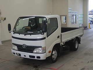 TOYOTA DYNA 2010