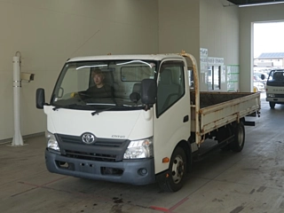 TOYOTA DYNA 2013