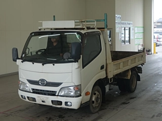 HINO DUTRO 2015
