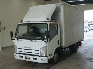 ISUZU ELF 2011