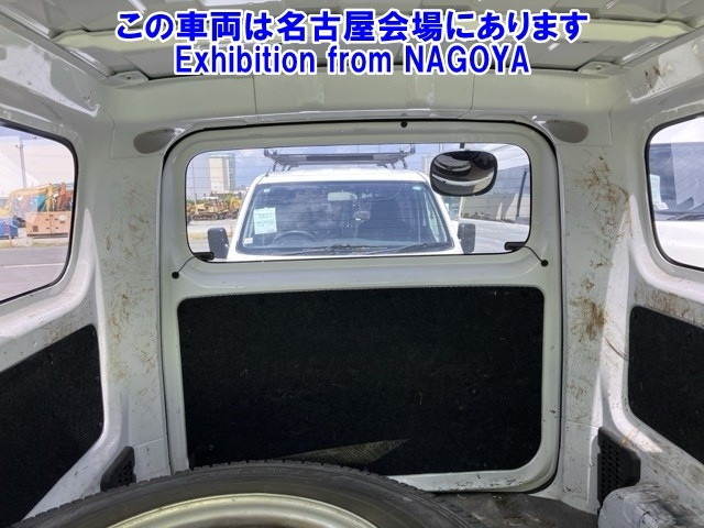 NISSAN NV200 2019